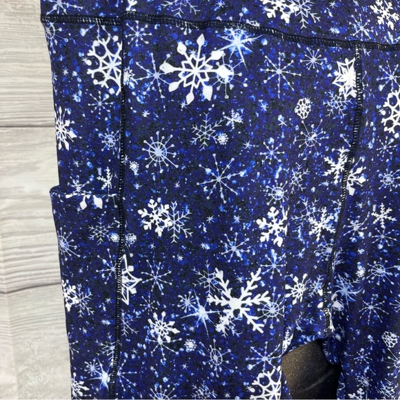 5XL Christmas T-shirt with Curvy+ Christmas leggings - Picture 11 of 14